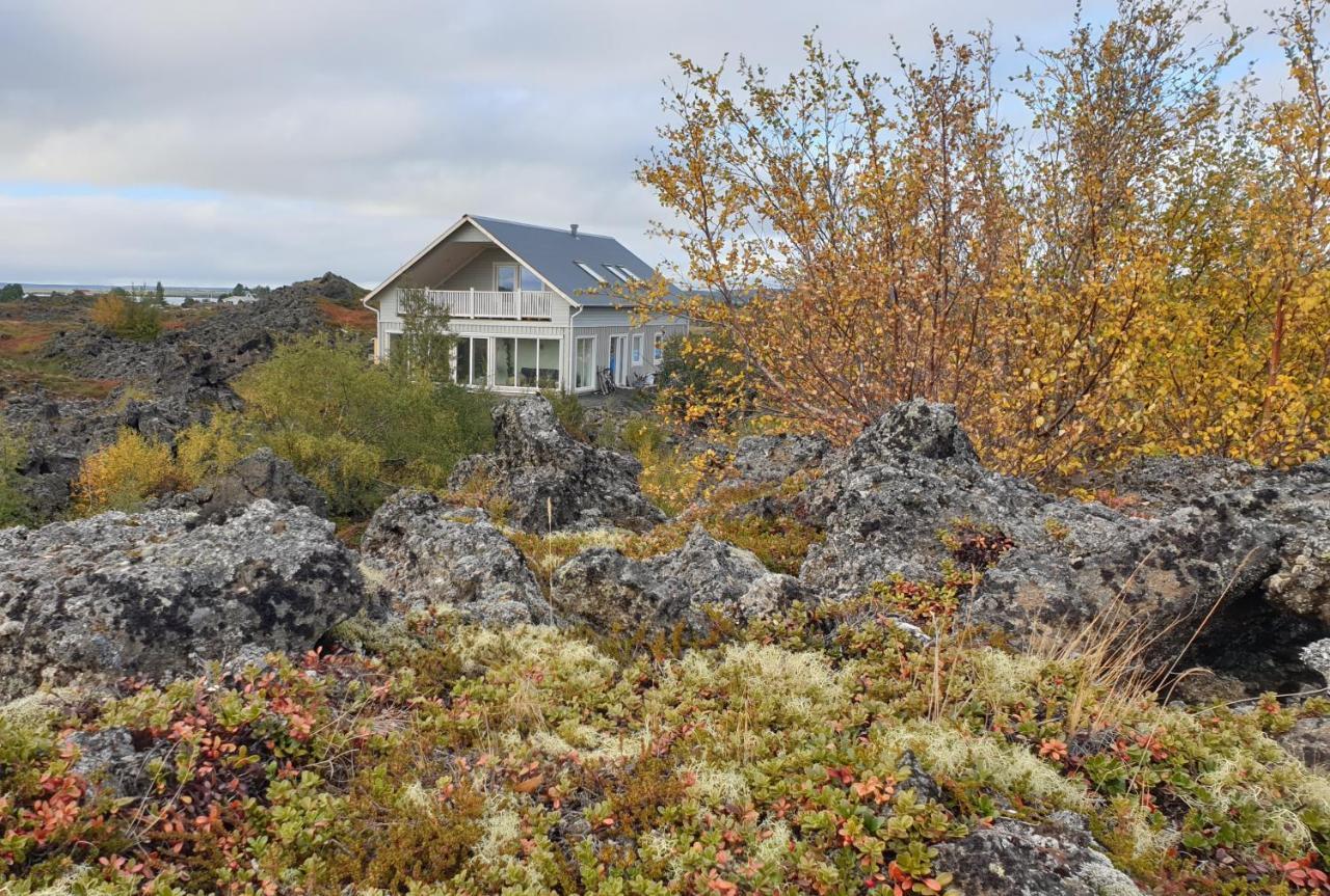 Slow Travel Myvatn - Þufa - Private Homestay Extérieur photo