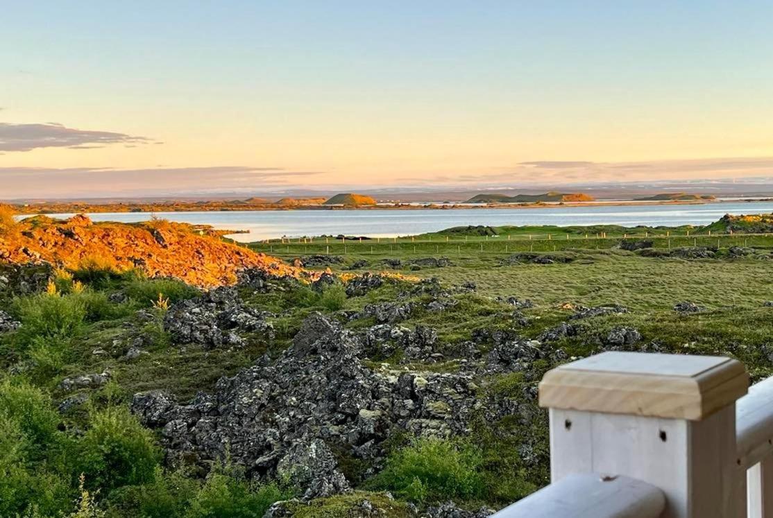Slow Travel Myvatn - Þufa - Private Homestay Extérieur photo
